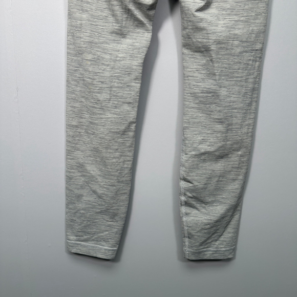 Lululemon Wunder Under High Rise 24" Crop 6 - Picture 3 of 7